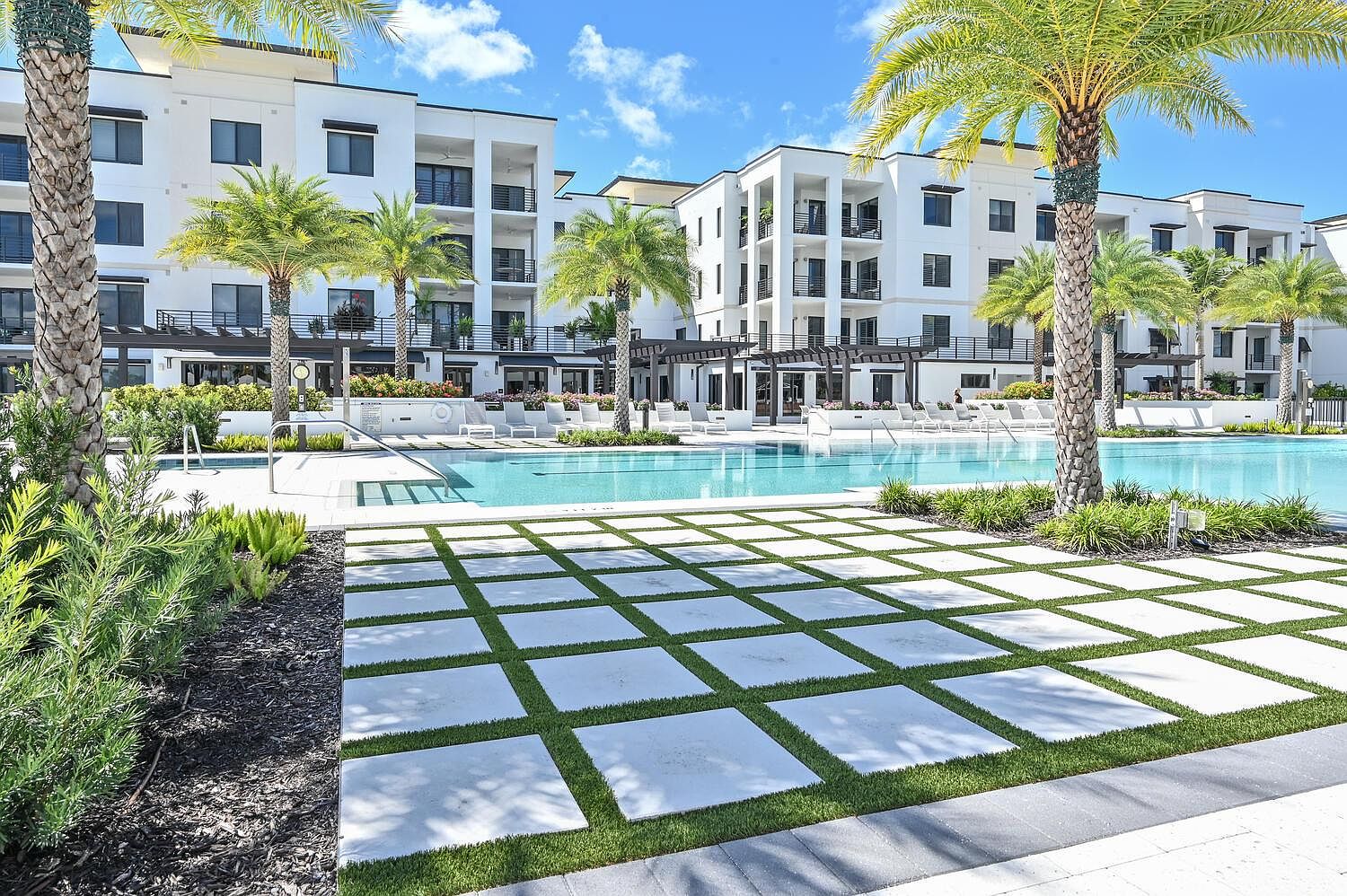 1111 Central Ave UNIT 303, Naples, FL 34102 | Zillow, image size:1500x998