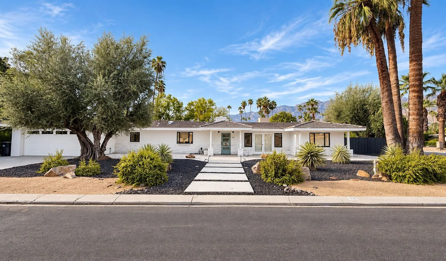 3 bed, 4.0 bath, $7,000 — Photo 1