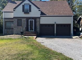 66 Rose Ave, Patchogue, NY 11772