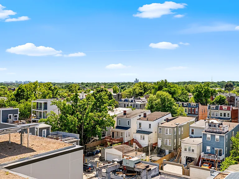 710 Kennedy St NW #11 — Photo 24