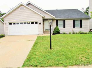 4103 W Carrousel Ln, Peoria, IL 61615