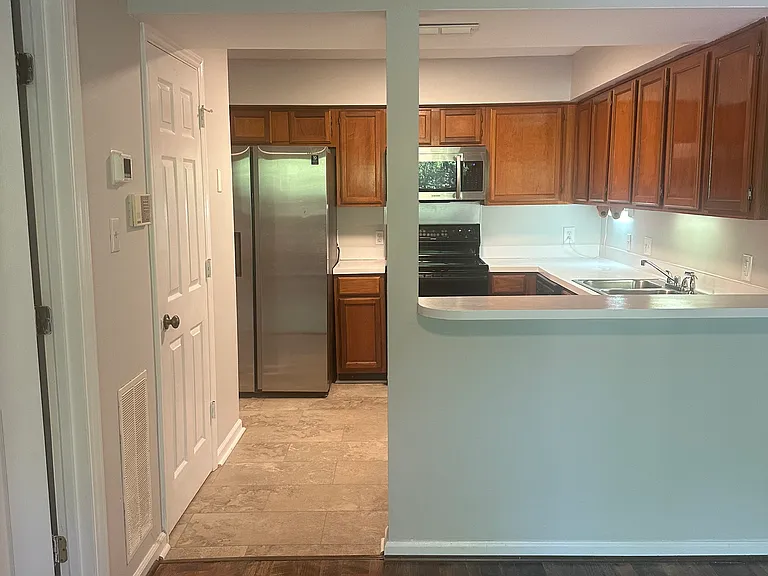 5730 Dockside Dr — Photo 6