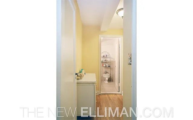 Sold by Douglas Elliman | media 20