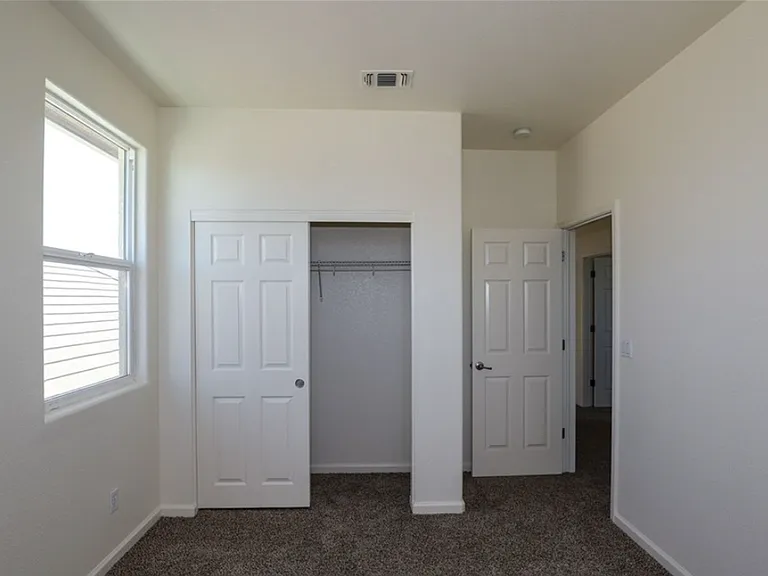 468 Beckman Way — Photo 9