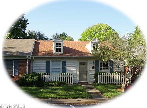 1st image of 3303 Regents Park Ln Unit B