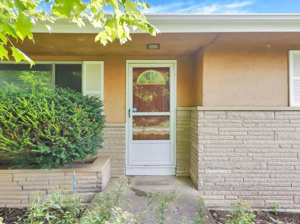 82 N Belmar Dr, Reynoldsburg, OH 43068