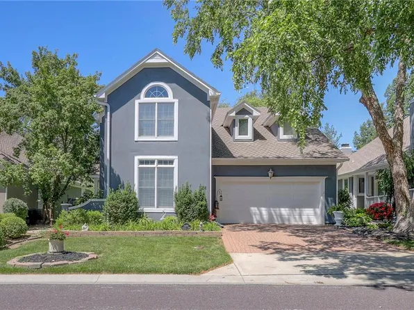 12468 Westgate St, Overland Park, KS 66213