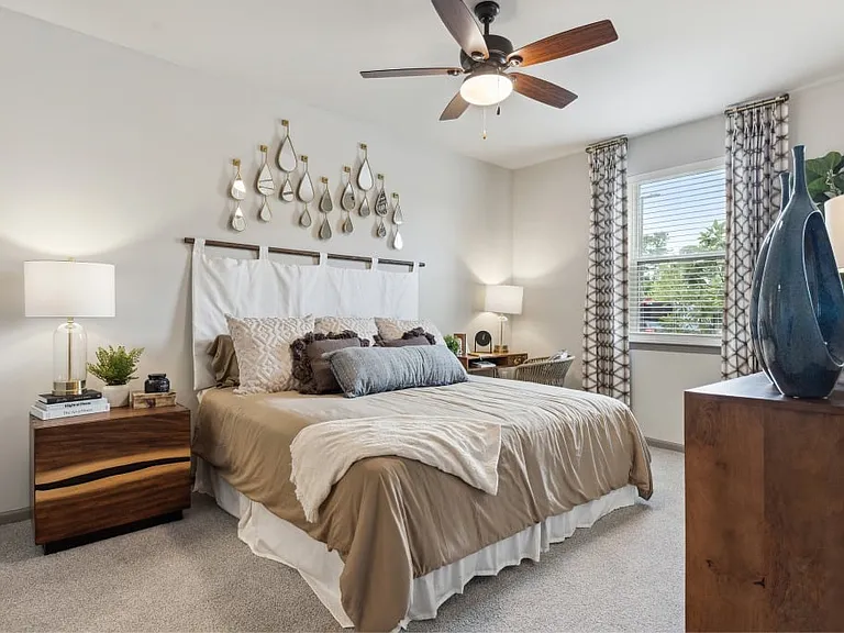 Riverchase Vista Apartments — Photo 19