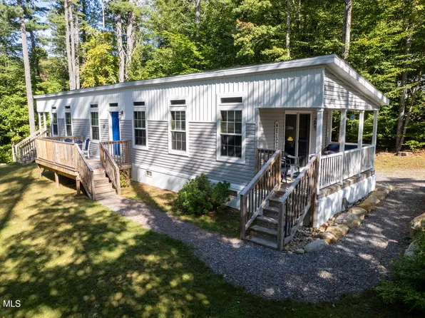 12 Pine Ridge Road, Day, NY 12835