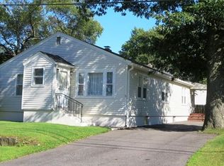 71 Nanita St, Worcester, MA 01604