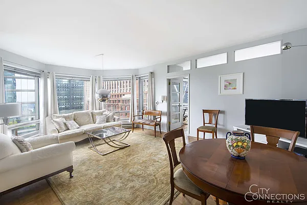 Rented by City Connections Realty | media 48