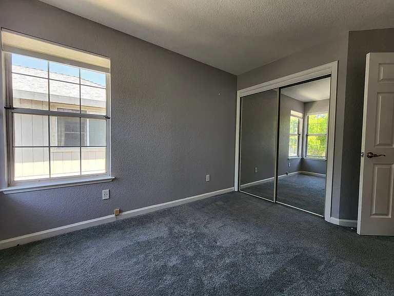 9609 Lord Dr — Photo 21