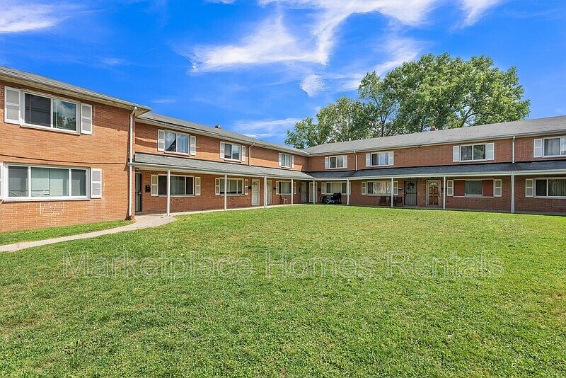 4925 Banbury Ct APT 12, Warrensville Heights, OH 44128 Zillow
