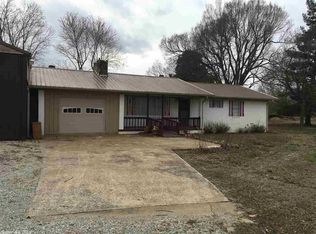 41 Ball Park Rd, Strawberry, AR 72469
