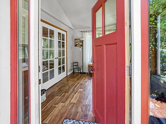 3rd image of 5070 E Belle Cir