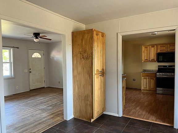 4th image of 507 West St