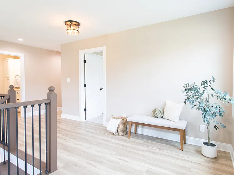 79 Thornblade Way — Photo 12