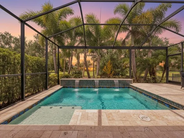 8467 NANDINA DRIVE, SARASOTA, FL 34240