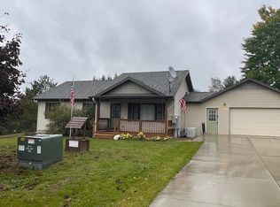 203 Laura June Dr, Leroy, MI