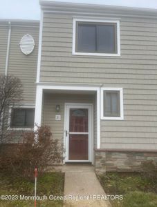 31 Ann Ct, Tinton Falls, NJ, 07724