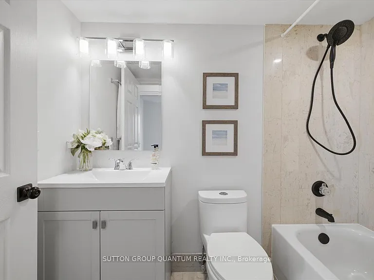 335 Webb Dr #Penthouse 106 — Photo 32