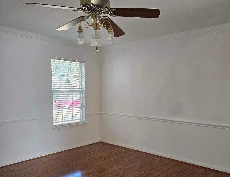 4 bed, 5.0 bath, 3712 sqft, $2,650 — Photo 4