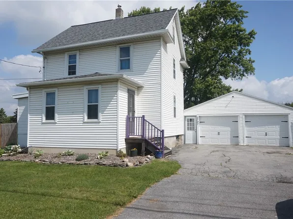 2797 Genesee St, Piffard, NY 14533