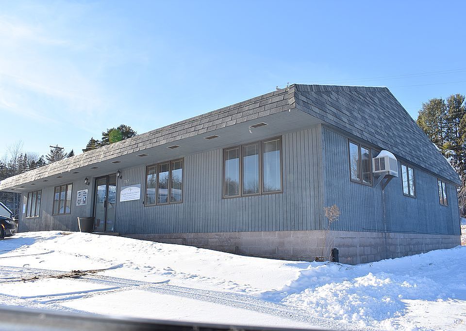 1st image of 702 Chippewa Square