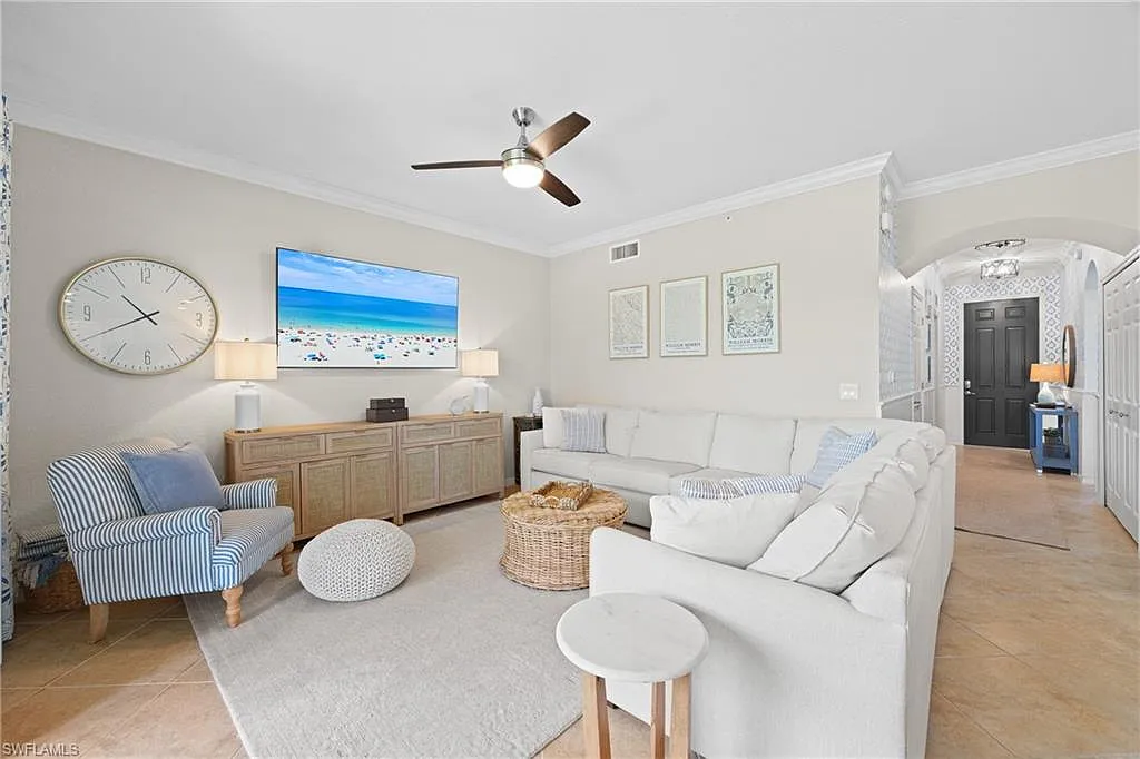 2 bed, 2.0 bath, 1232 sqft, $8,000 — Photo 4