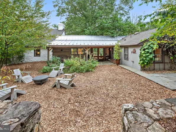 383 Olde House Ln, Media, PA 19063