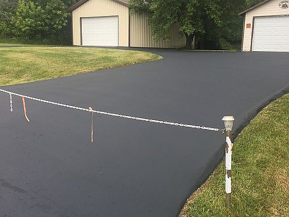 5 yr old Circular driveway
