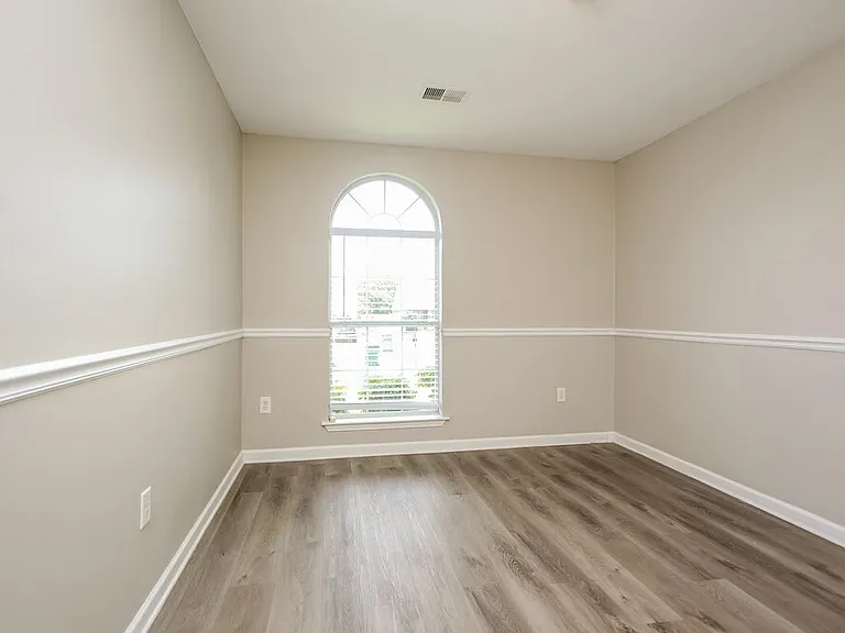 1657 Madison Ave — Photo 14