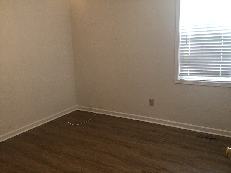 3028 Benjamin Rd — Photo 7