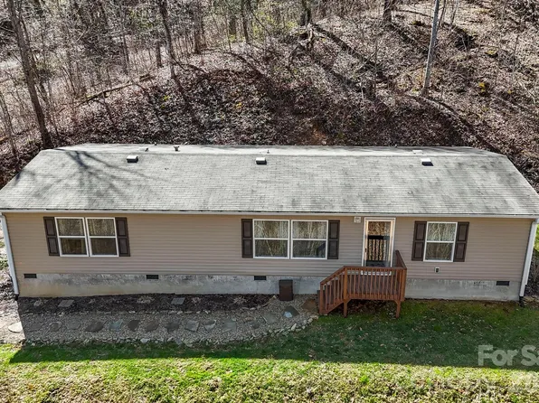 256 Inglewood Cove Rd, Waynesville, NC 28786