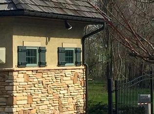 3108 Old Brainard Rd, Pepper Pike, OH 44124