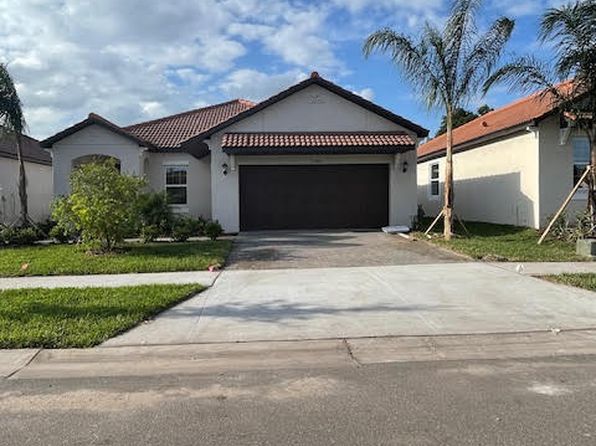 17140 Holly Well Ave