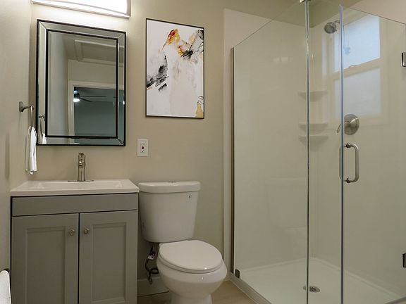 5th image of 755 Fargo Ave #773