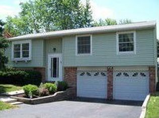 6543 Meadowcroft Ln, Maumee, OH 43537