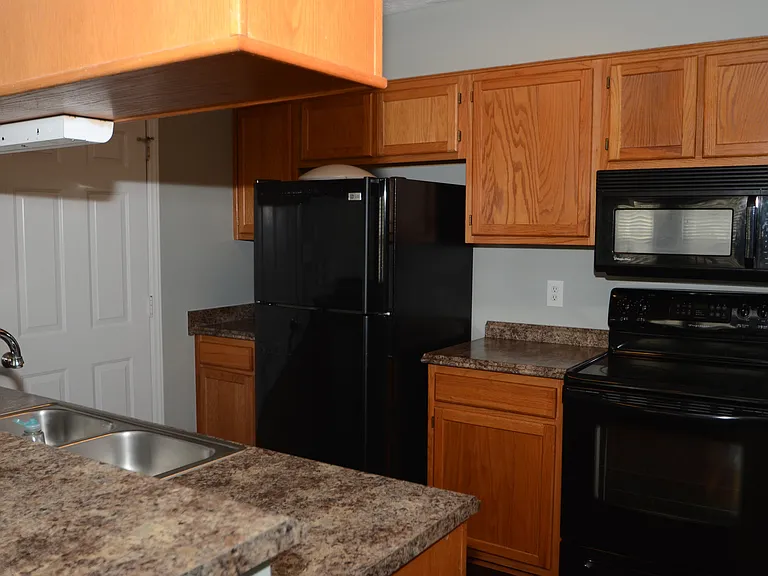 6012 Waldos Beach Rd — Photo 8
