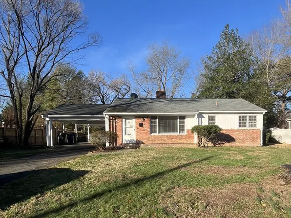 7908 Wellington Rd, Alexandria, VA 22308