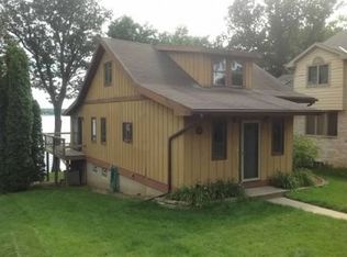 N37W26853 Kopmeier Dr, Pewaukee, WI 53072