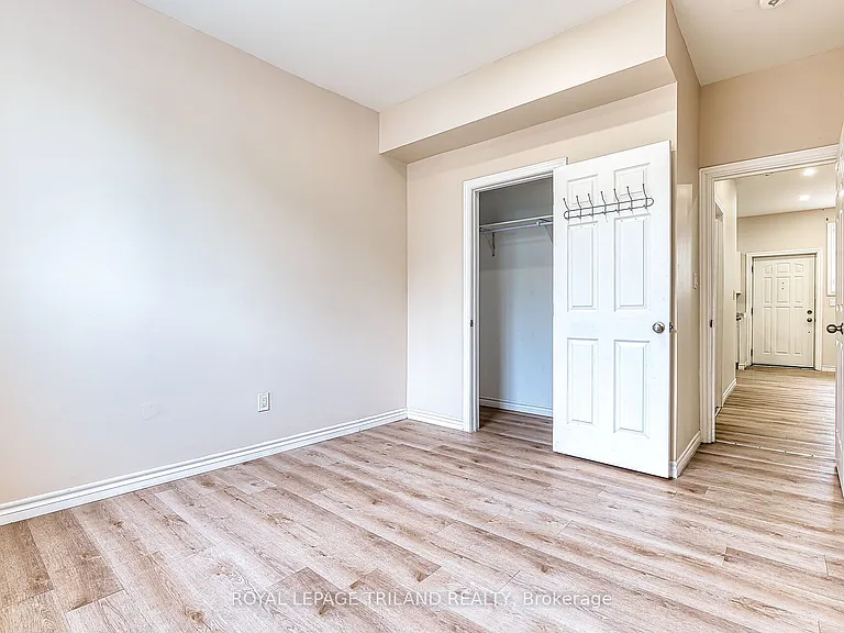 80 Albert St #103 — Photo 7