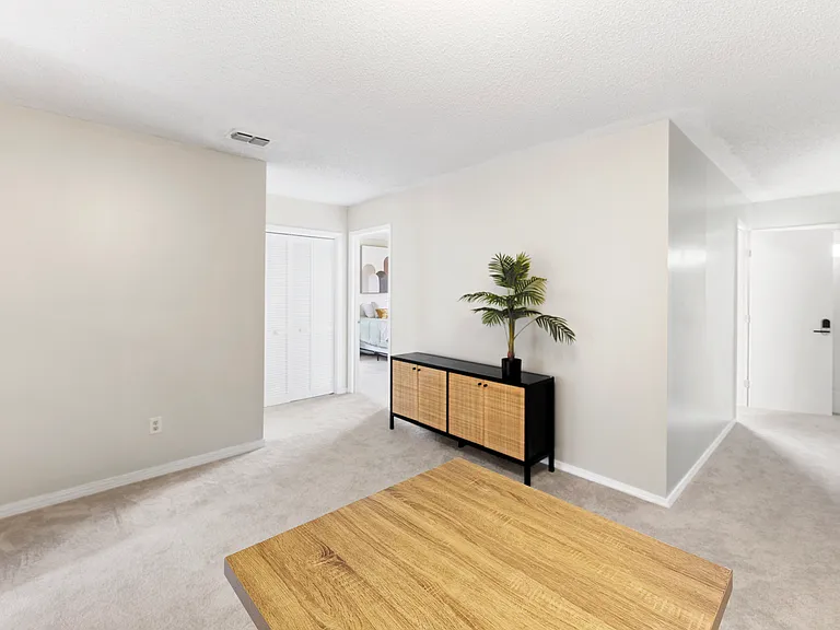 7100 Ponce De Leon Ave #4 — Photo 5