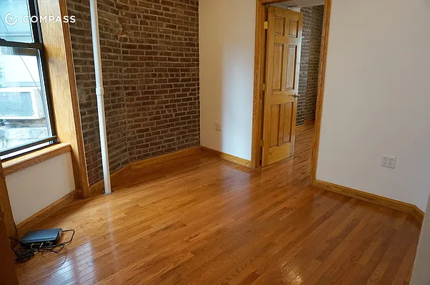 Rented by Compass | media 13