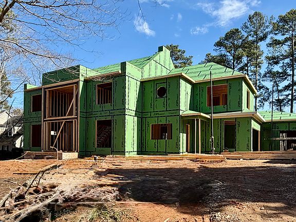 3rd image of 7136 N Ridge Dr