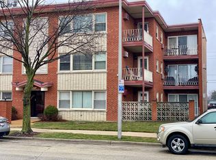 3023 Paris Ave APT 308E, River Grove, IL
