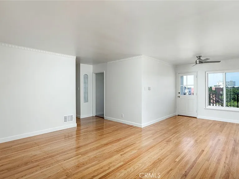 459 Landfair Ave #7 — Photo 11