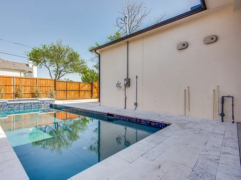 7500 Kaywood Dr — Photo 32