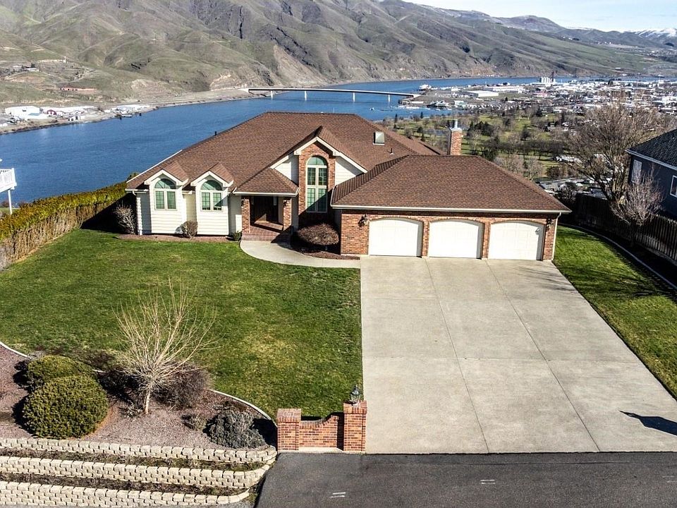 1st image of 2530 Valleyview Dr
