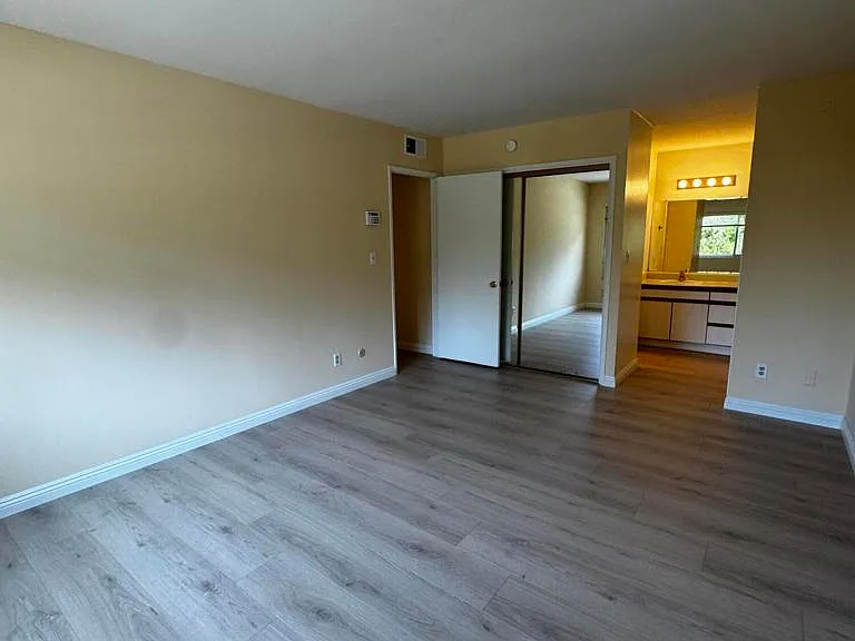 446 Camino Verde — Photo 17